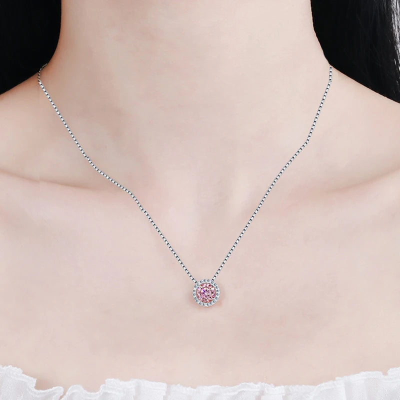 NeeTim 0.5ct 1ct Pink Blue Black Colorful Moissanite Necklaces for Women 925 Sterling Silver Box Chian Pendant Woman's Necklace